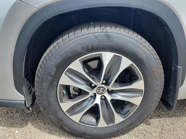 used 2023 Toyota Highlander car, priced at $35,815