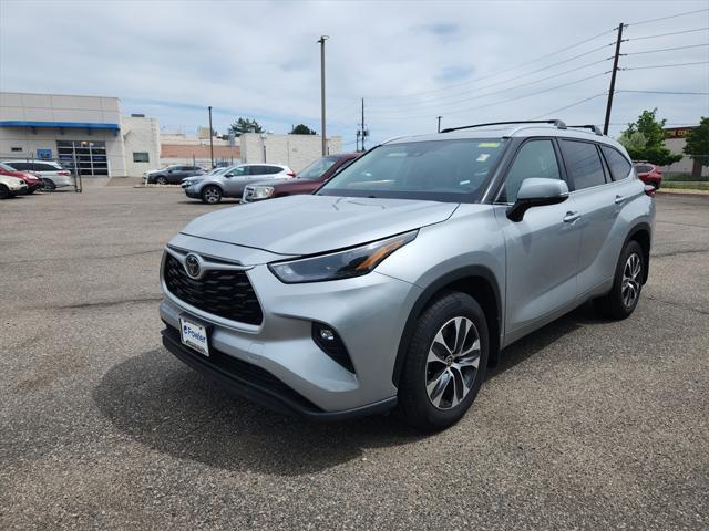 used 2023 Toyota Highlander car, priced at $35,815