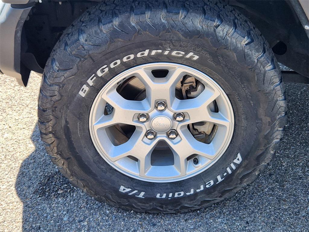 used 2021 Jeep Wrangler Unlimited car, priced at $29,341