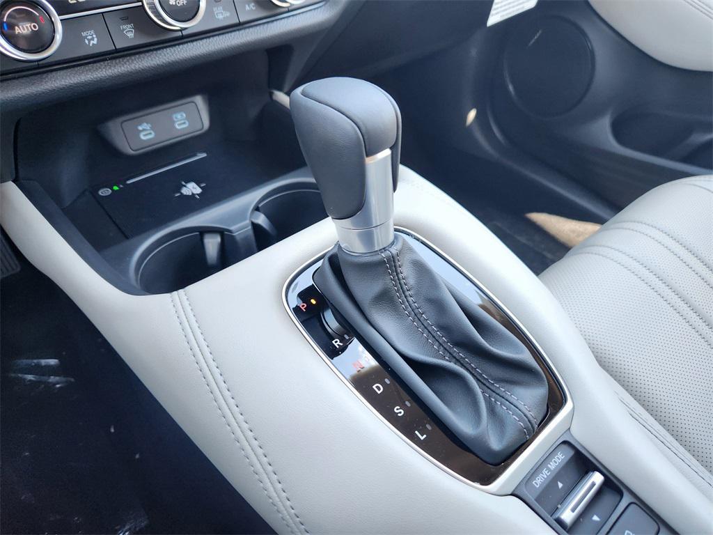 new 2026 Honda HR-V car, priced at $33,455