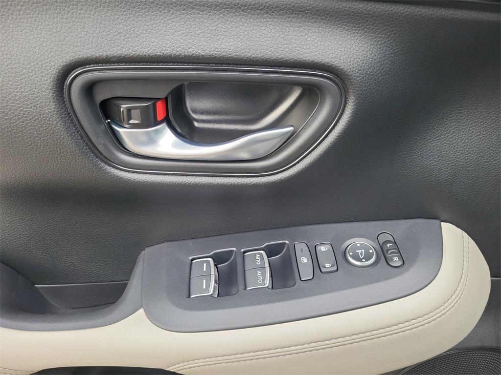 new 2026 Honda HR-V car, priced at $32,945