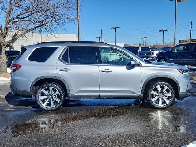 new 2025 Honda Pilot car, priced at $51,050