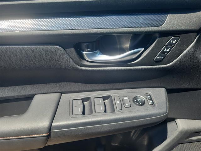 used 2025 Honda CR-V Hybrid car, priced at $37,169