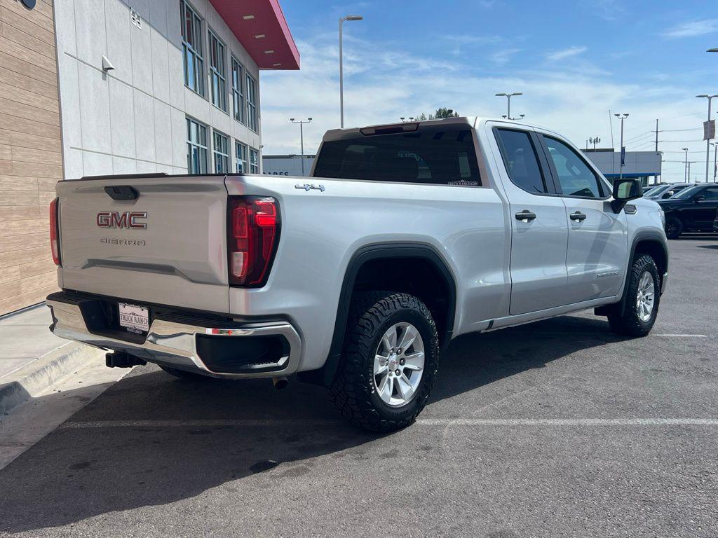 used 2022 GMC Sierra 1500 car, priced at $32,894