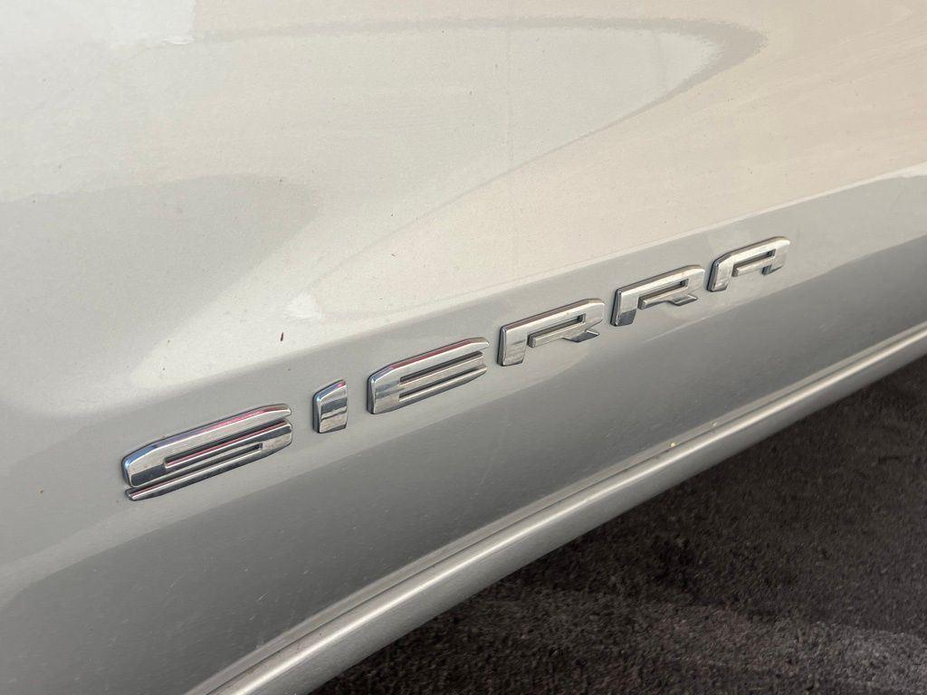 used 2022 GMC Sierra 1500 car, priced at $29,495