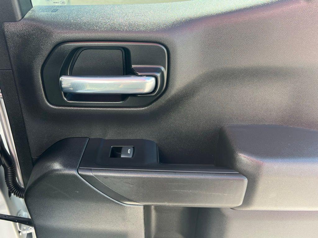 used 2022 GMC Sierra 1500 car, priced at $32,894