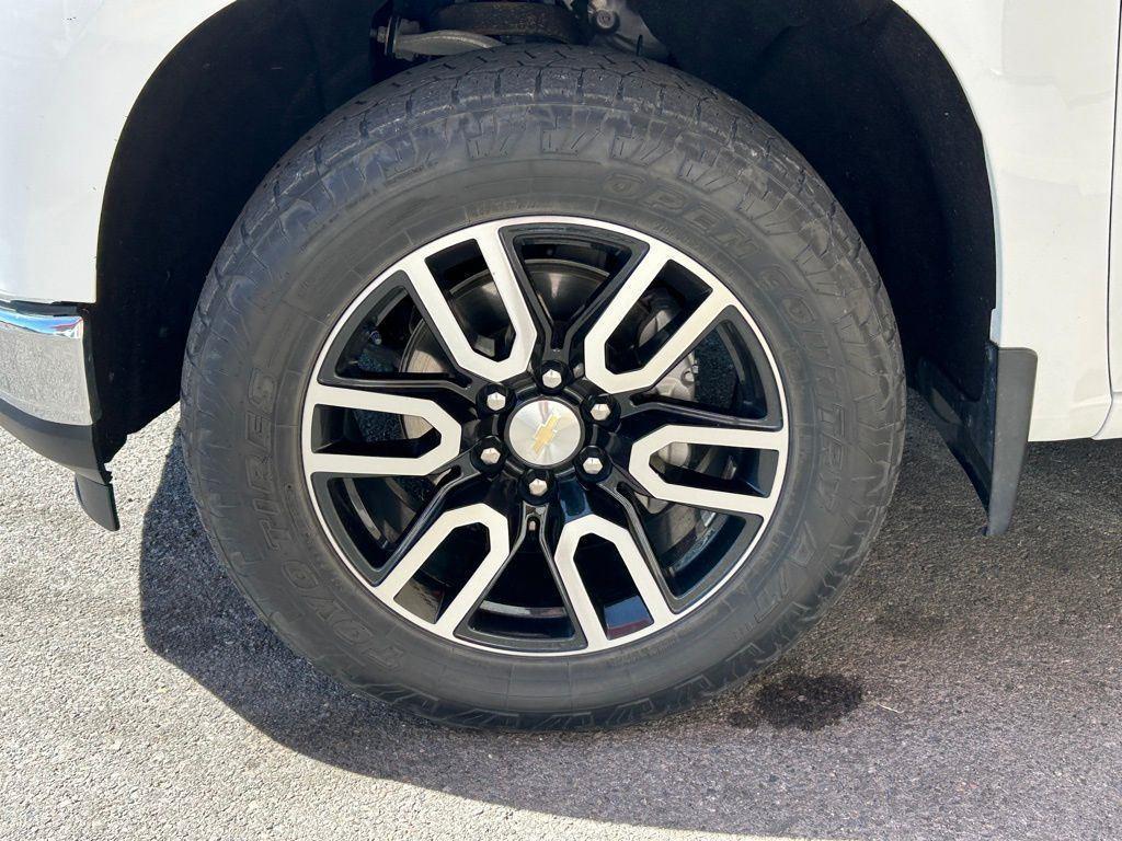 used 2020 Chevrolet Silverado 1500 car, priced at $39,995