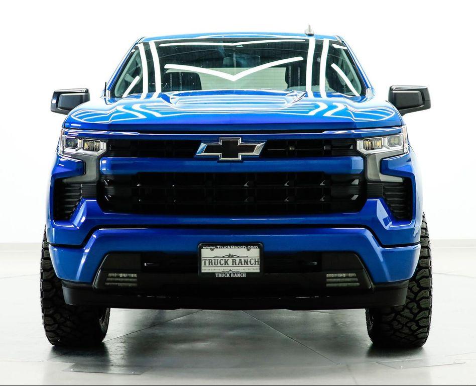 used 2022 Chevrolet Silverado 1500 car, priced at $43,995