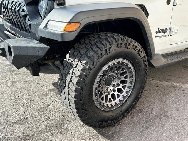 used 2020 Jeep Wrangler Unlimited car, priced at $28,195