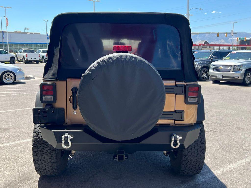 used 2015 Jeep Wrangler Unlimited car, priced at $19,995