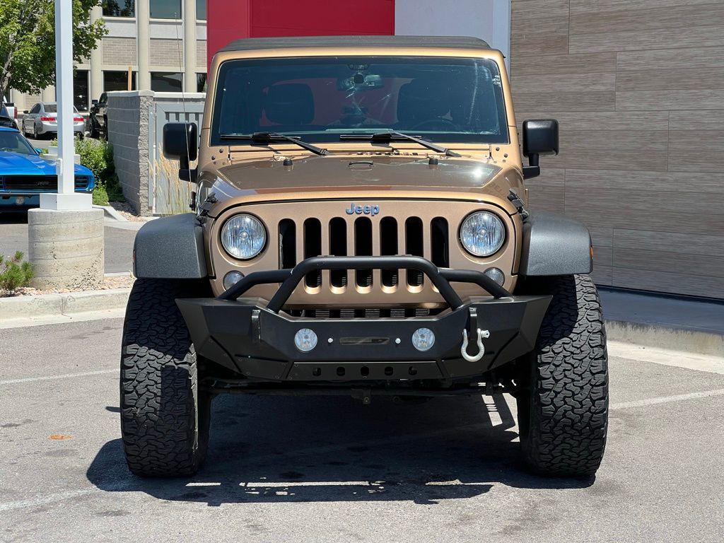 used 2015 Jeep Wrangler Unlimited car, priced at $19,995