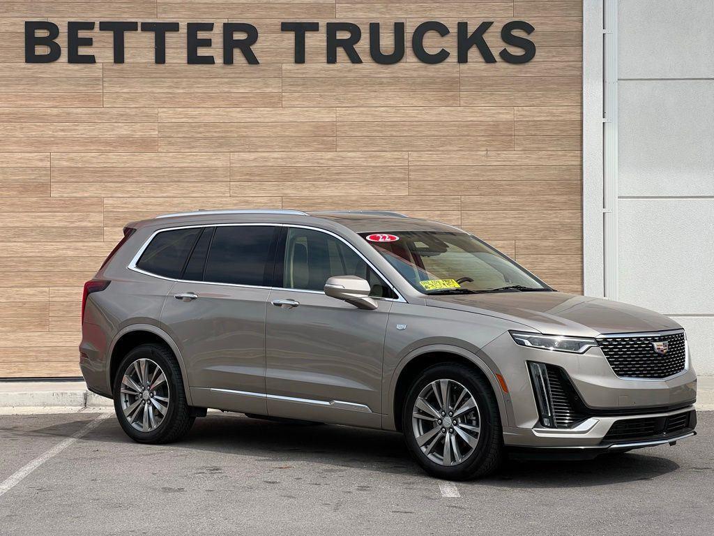 used 2022 Cadillac XT6 car, priced at $32,895
