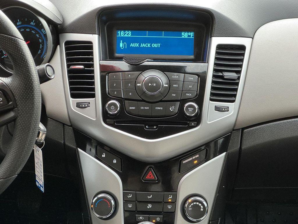 used 2014 Chevrolet Cruze car, priced at $7,995