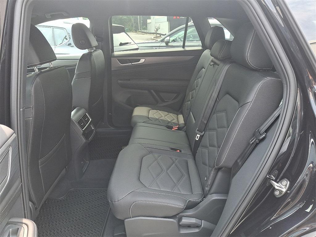 new 2025 Volkswagen Atlas Cross Sport car, priced at $38,716