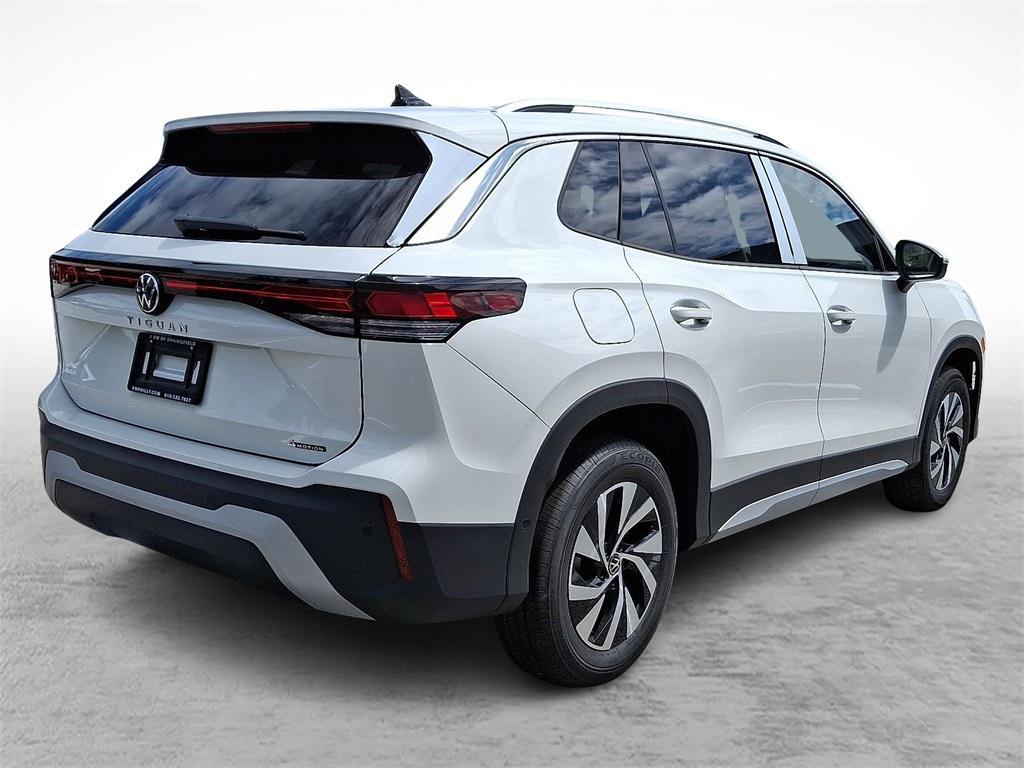 new 2025 Volkswagen Tiguan car, priced at $32,371