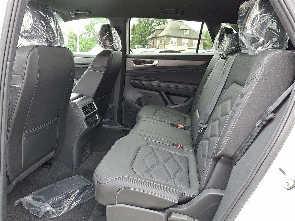 new 2025 Volkswagen Atlas Cross Sport car, priced at $38,946