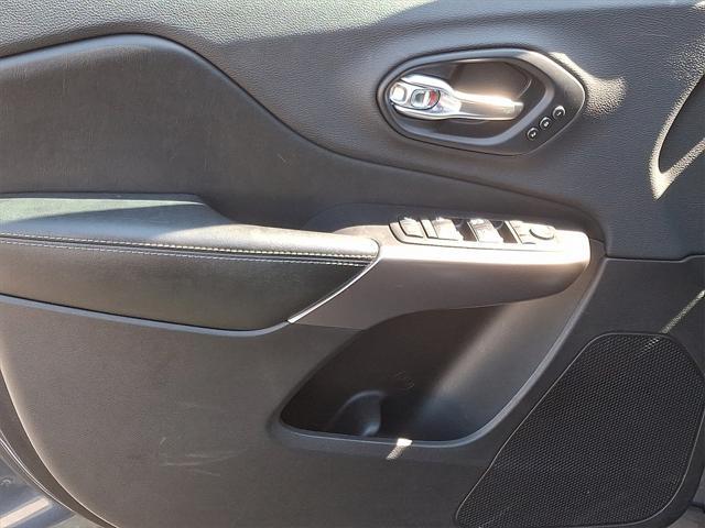 used 2019 Jeep Cherokee car, priced at $19,942