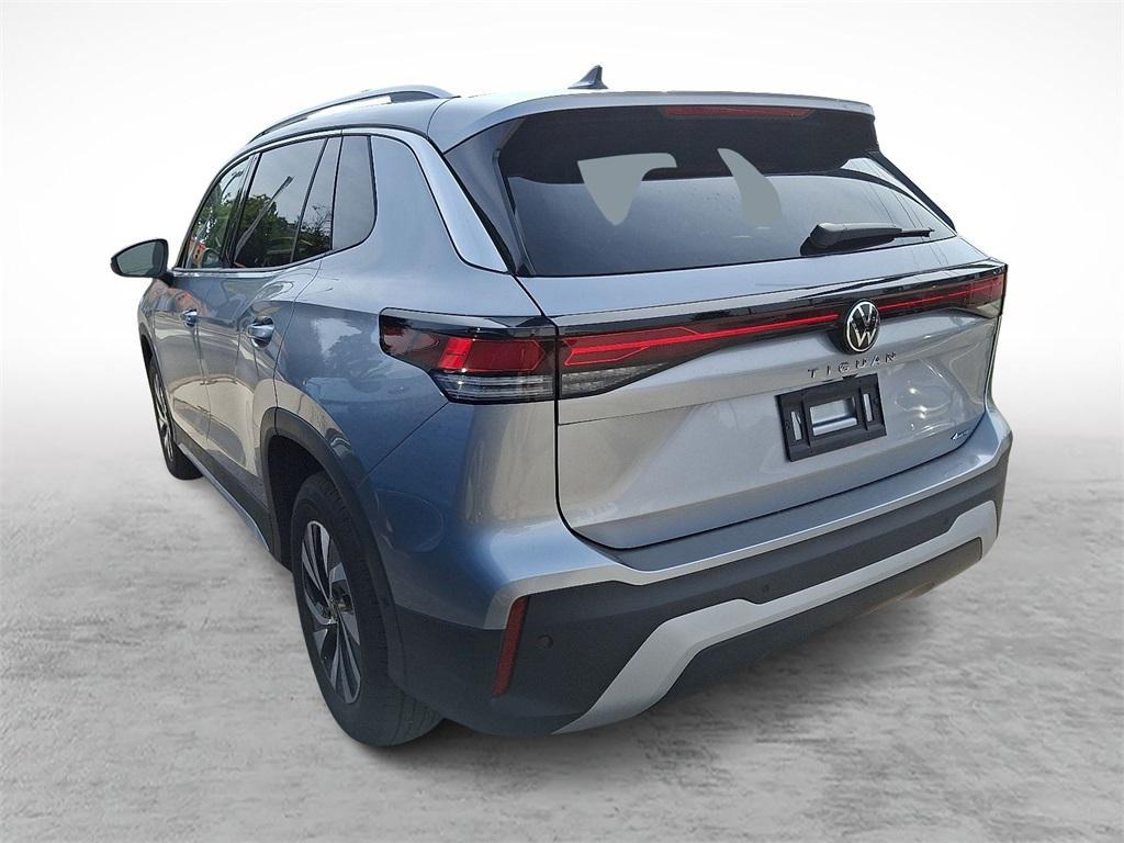 new 2025 Volkswagen Tiguan car, priced at $32,086