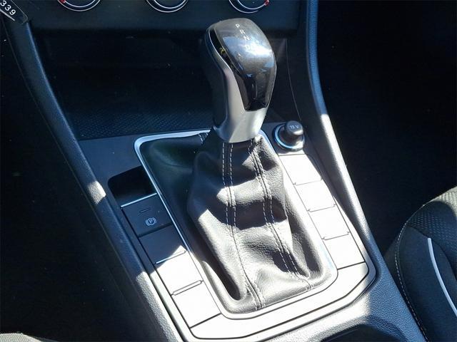 used 2024 Volkswagen Jetta car, priced at $23,514