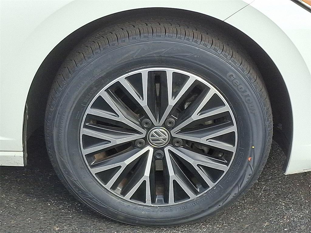 used 2021 Volkswagen Jetta car, priced at $16,203