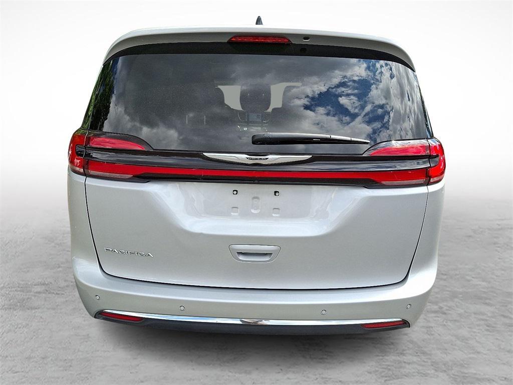 used 2024 Chrysler Pacifica car, priced at $29,742