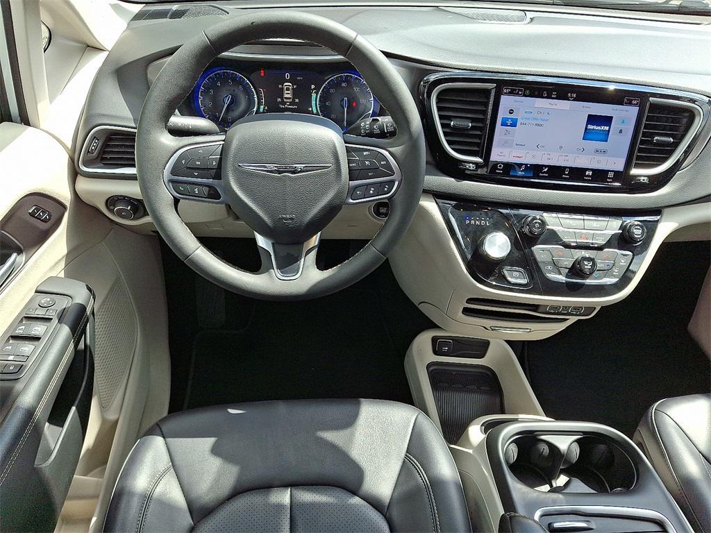 used 2024 Chrysler Pacifica car, priced at $29,742