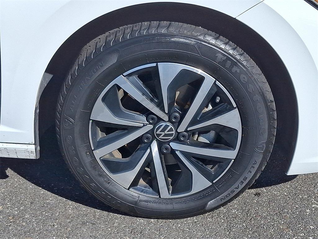 used 2024 Volkswagen Jetta car, priced at $19,742