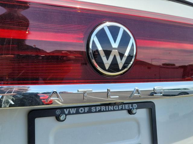 new 2024 Volkswagen Atlas Cross Sport car, priced at $52,666