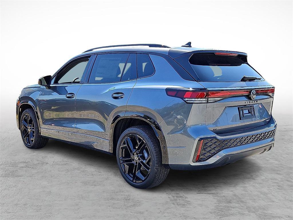 new 2025 Volkswagen Tiguan car, priced at $37,986