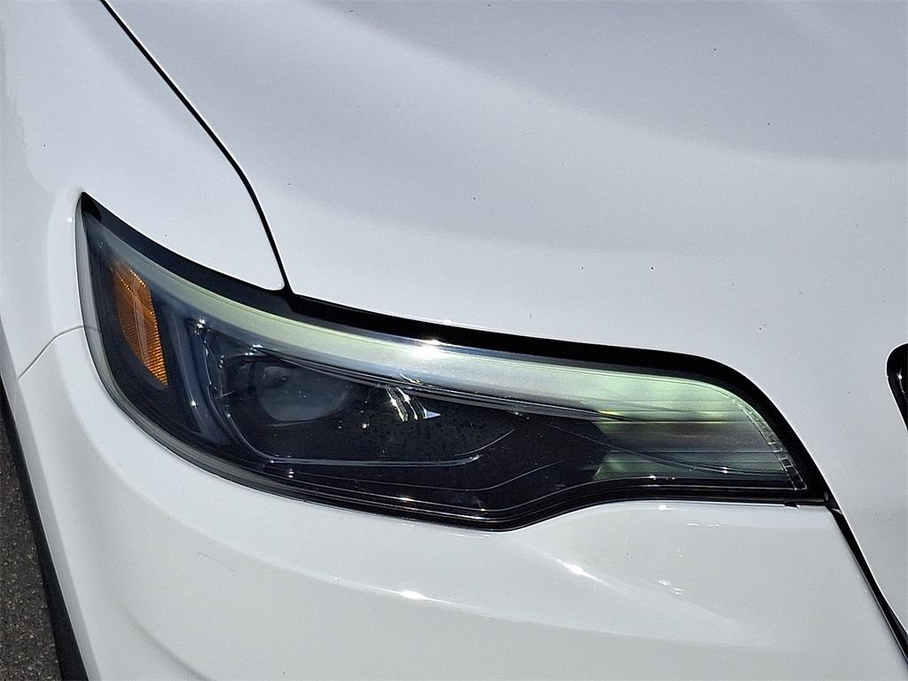 used 2023 Jeep Cherokee car, priced at $25,442