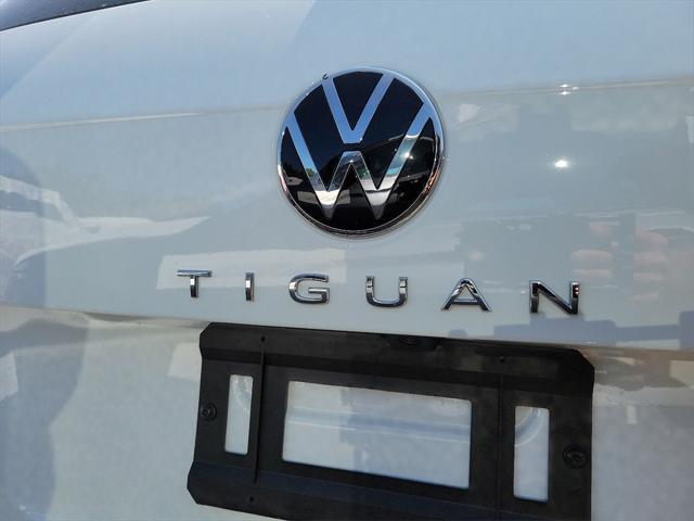 new 2024 Volkswagen Tiguan car, priced at $37,446