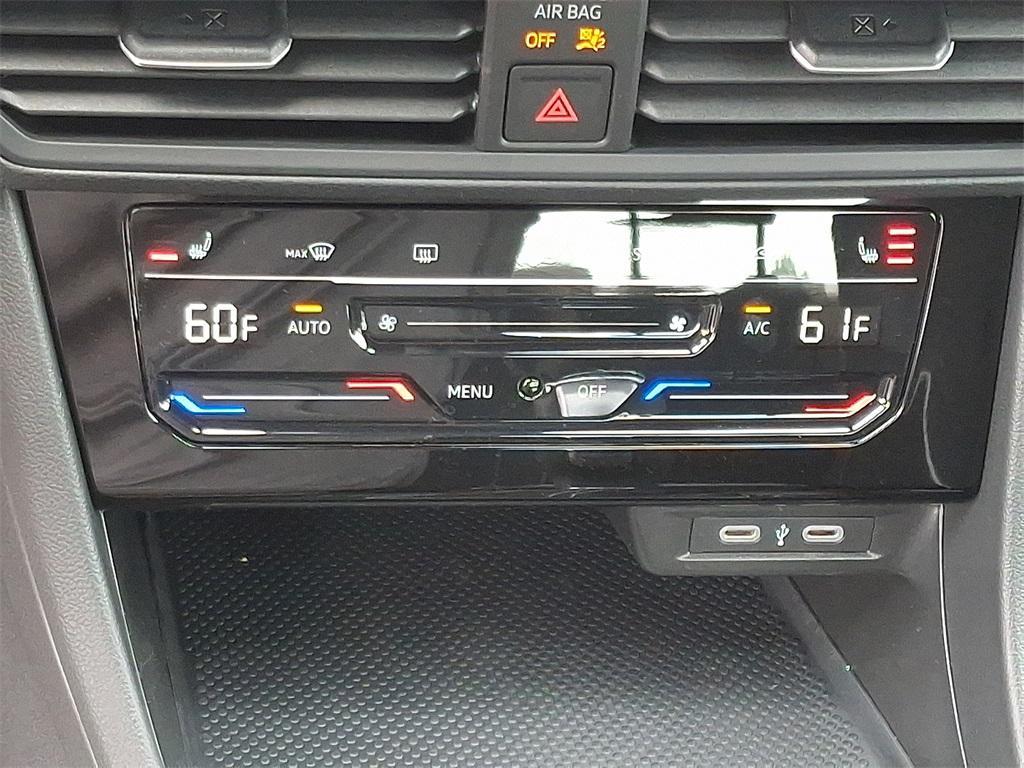 new 2025 Volkswagen Jetta car, priced at $25,621