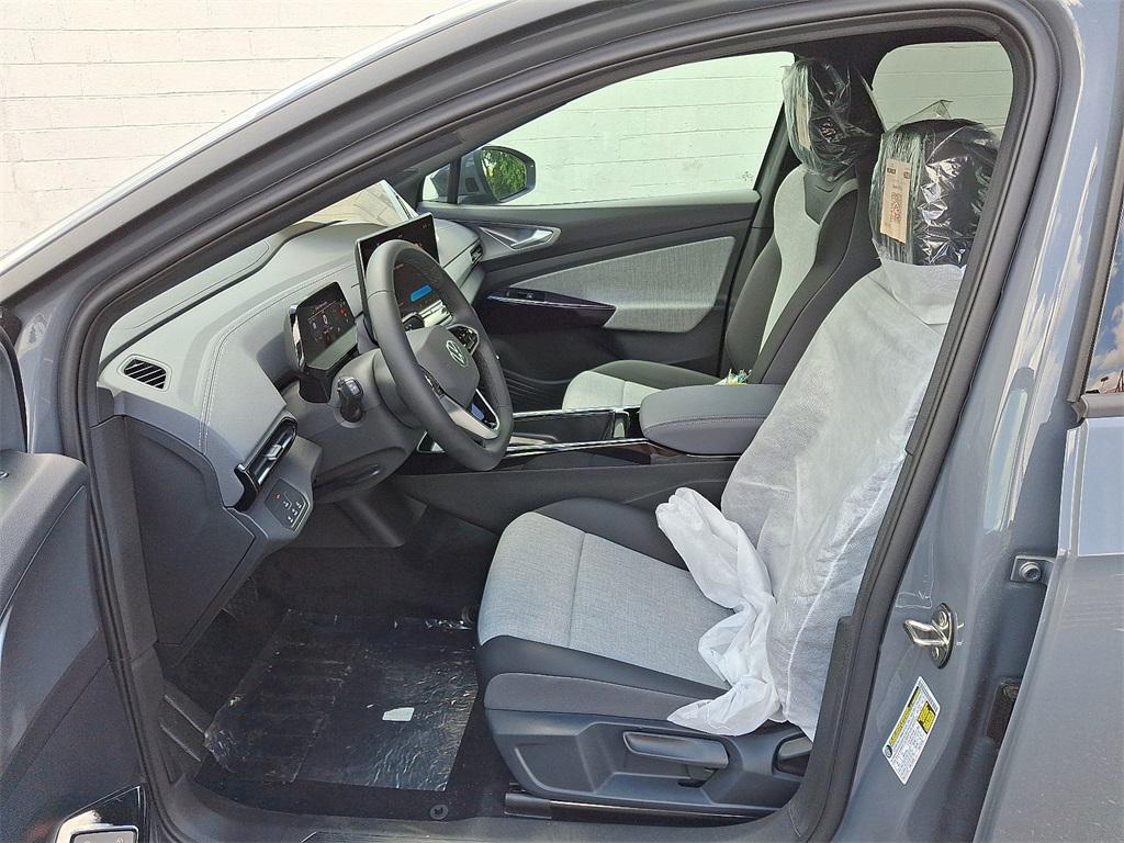 new 2025 Volkswagen ID.4 car, priced at $46,271