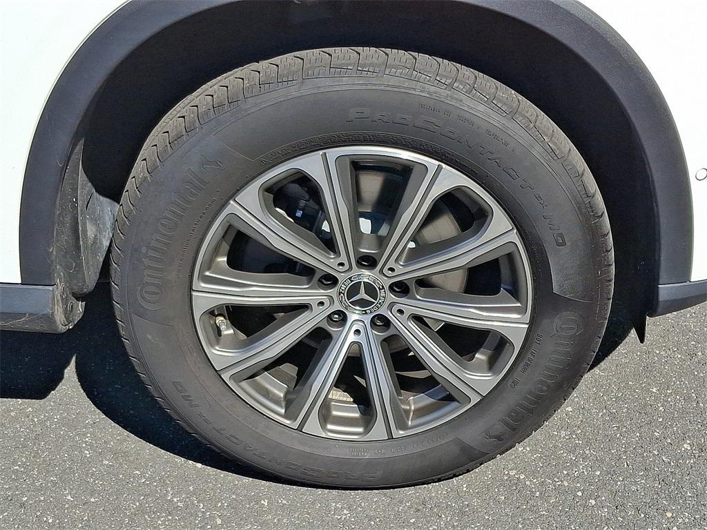 used 2024 Mercedes-Benz GLC 300 car, priced at $42,742