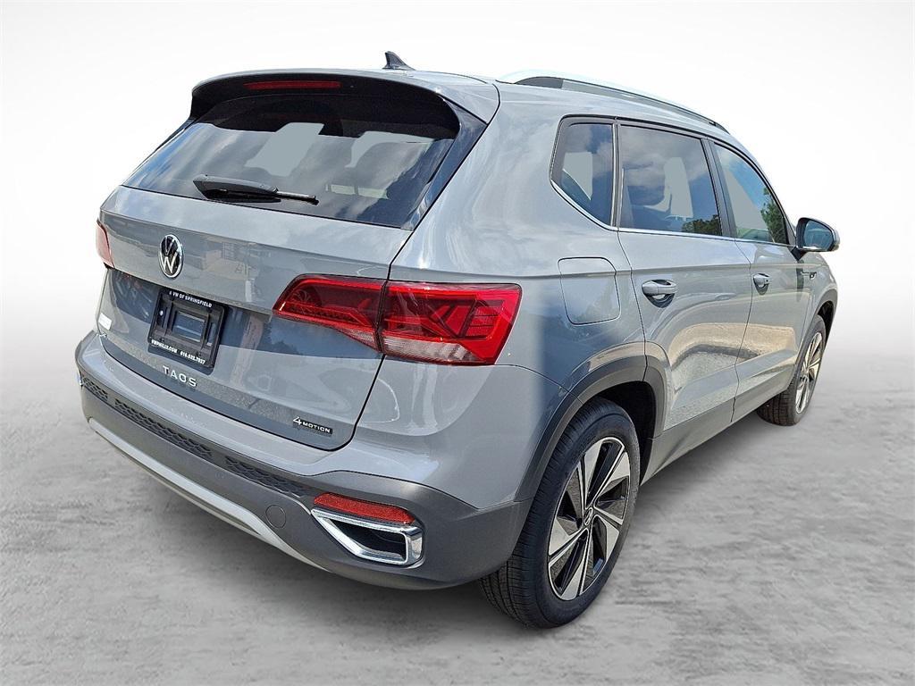 new 2024 Volkswagen Taos car, priced at $30,673