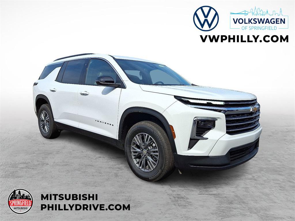used 2025 Chevrolet Traverse car, priced at $43,742