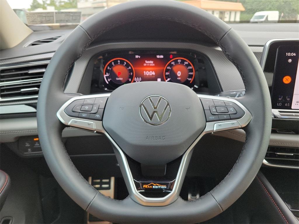 new 2024 Volkswagen Atlas car, priced at $50,676