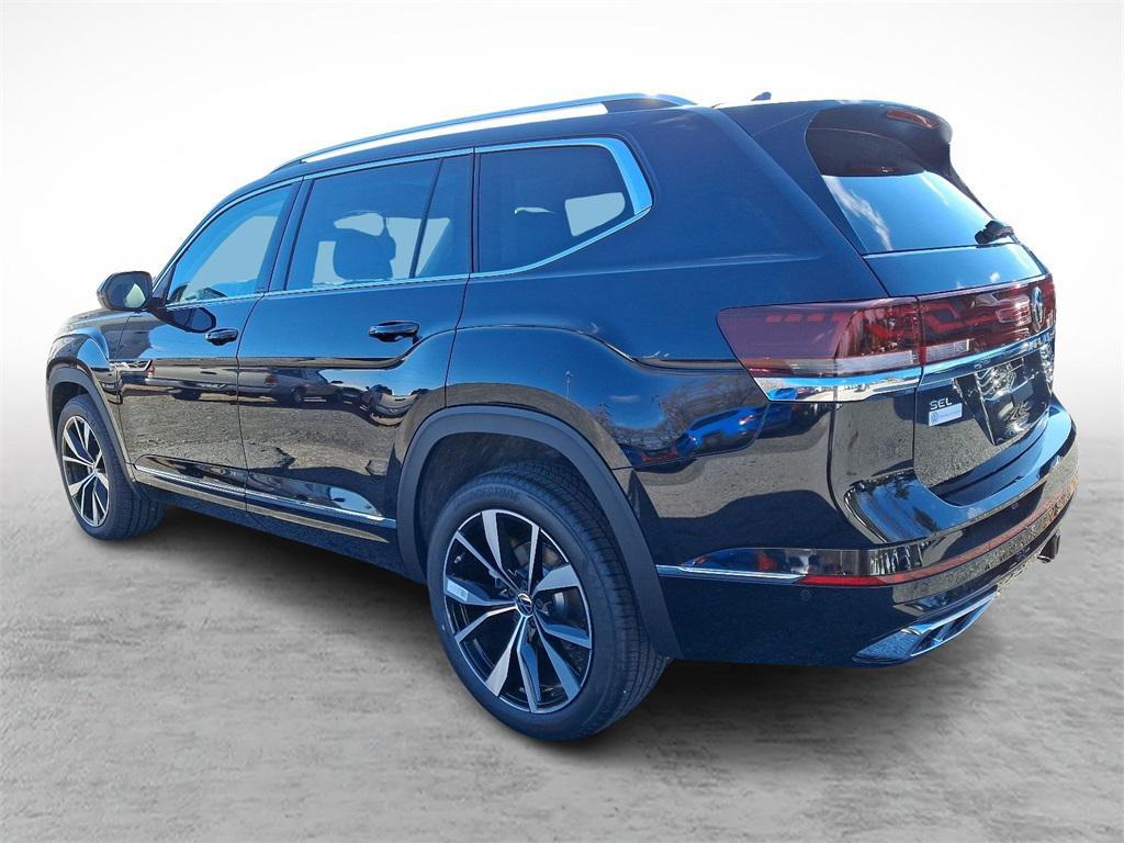 new 2025 Volkswagen Atlas car, priced at $52,636