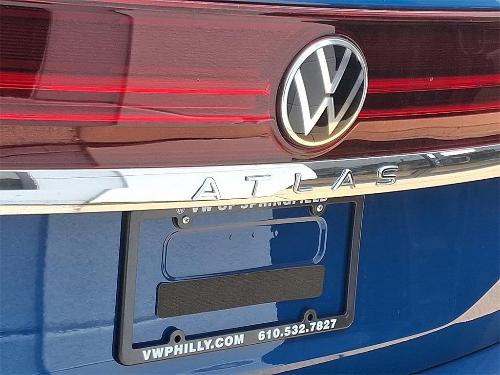 new 2025 Volkswagen Atlas car, priced at $47,631