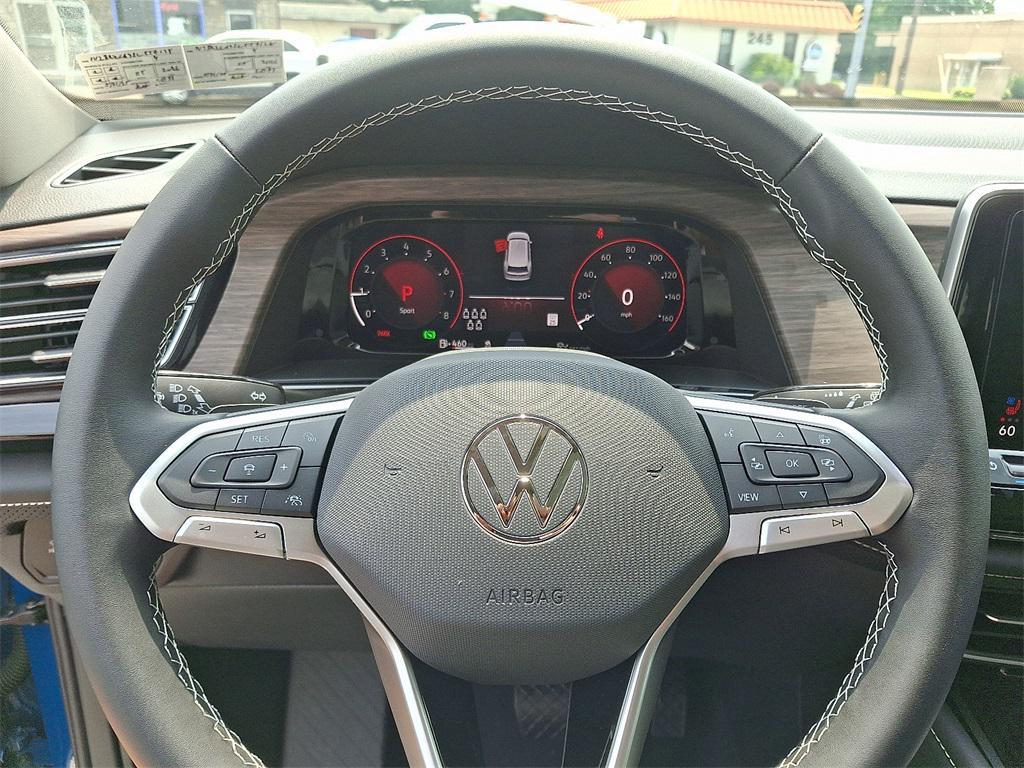 new 2025 Volkswagen Atlas car, priced at $47,631