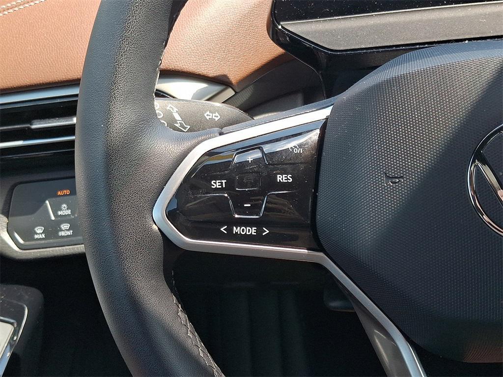 used 2023 Volkswagen ID.4 car, priced at $23,024