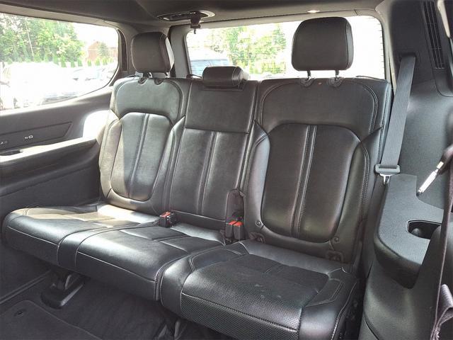 used 2022 Jeep Wagoneer car, priced at $40,142