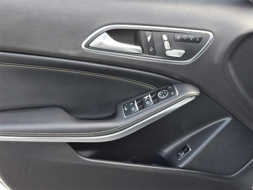 used 2018 Mercedes-Benz GLA 250 car, priced at $15,122