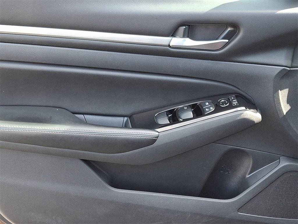 used 2023 Nissan Altima car, priced at $22,742