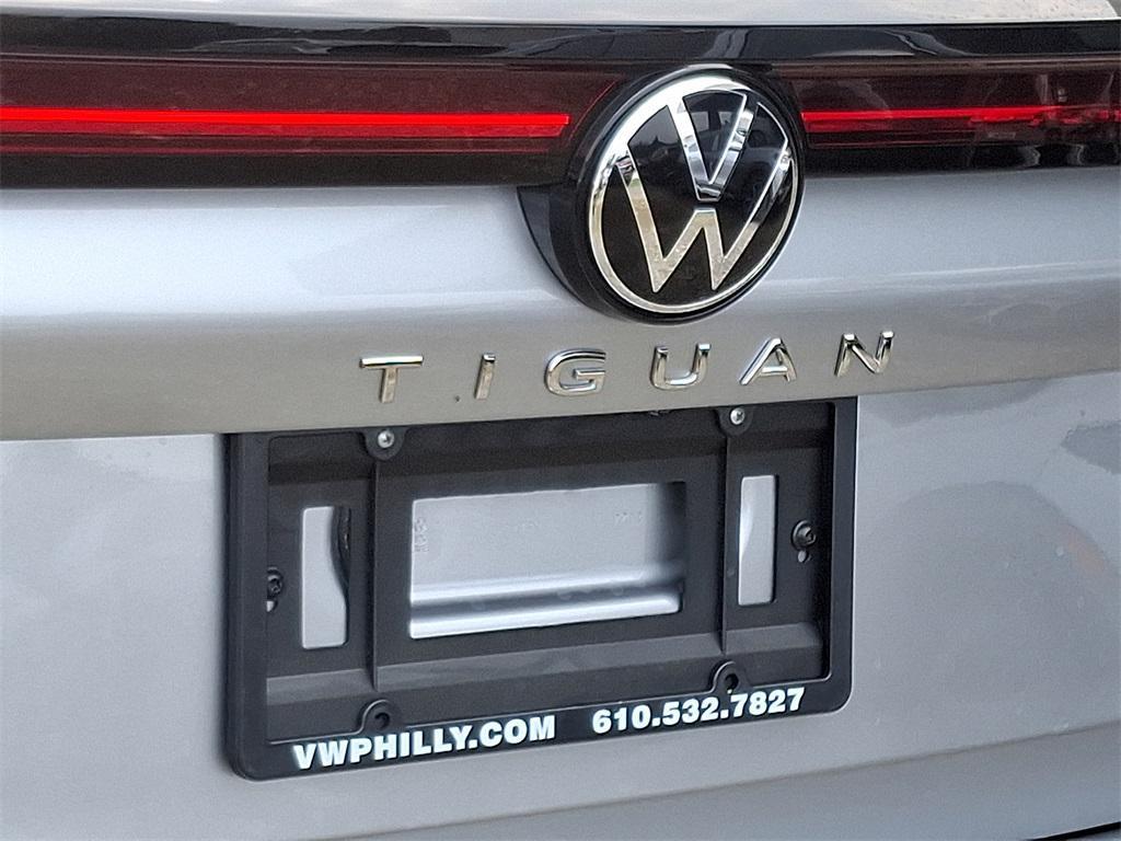 new 2025 Volkswagen Tiguan car, priced at $35,621