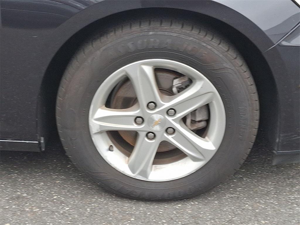 used 2023 Chevrolet Malibu car, priced at $20,942