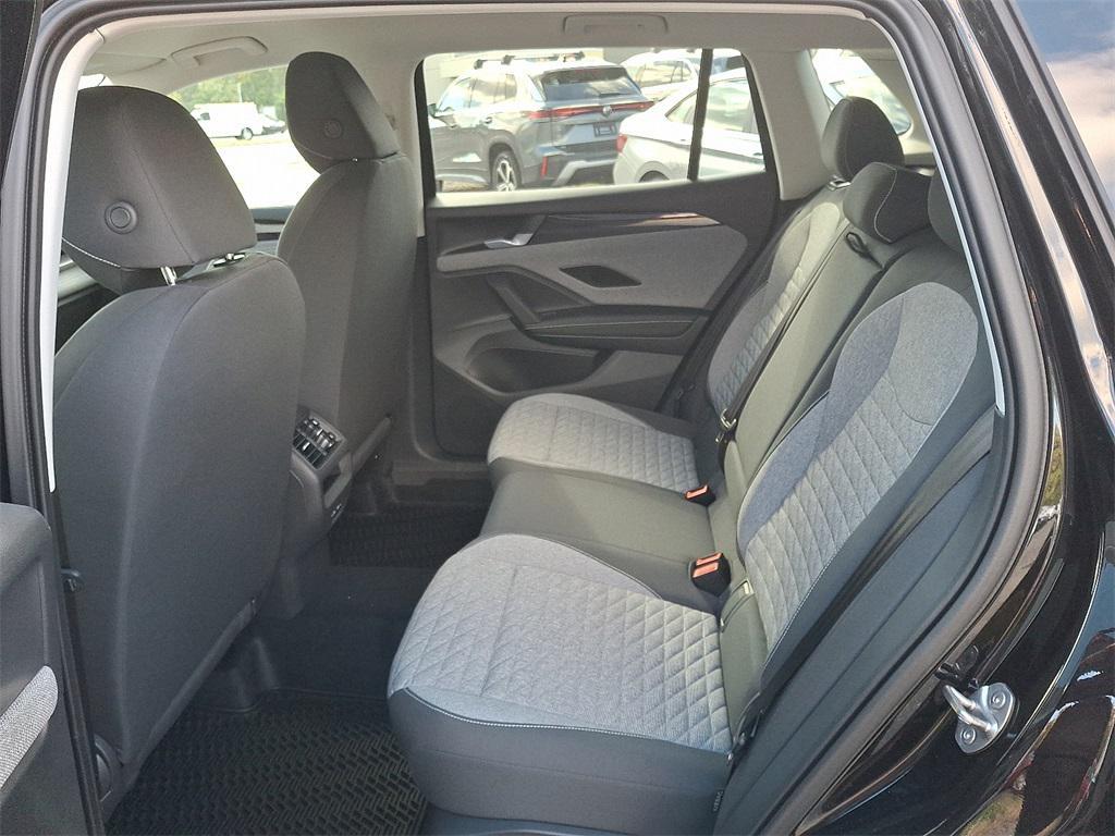 new 2025 Volkswagen Tiguan car, priced at $32,682