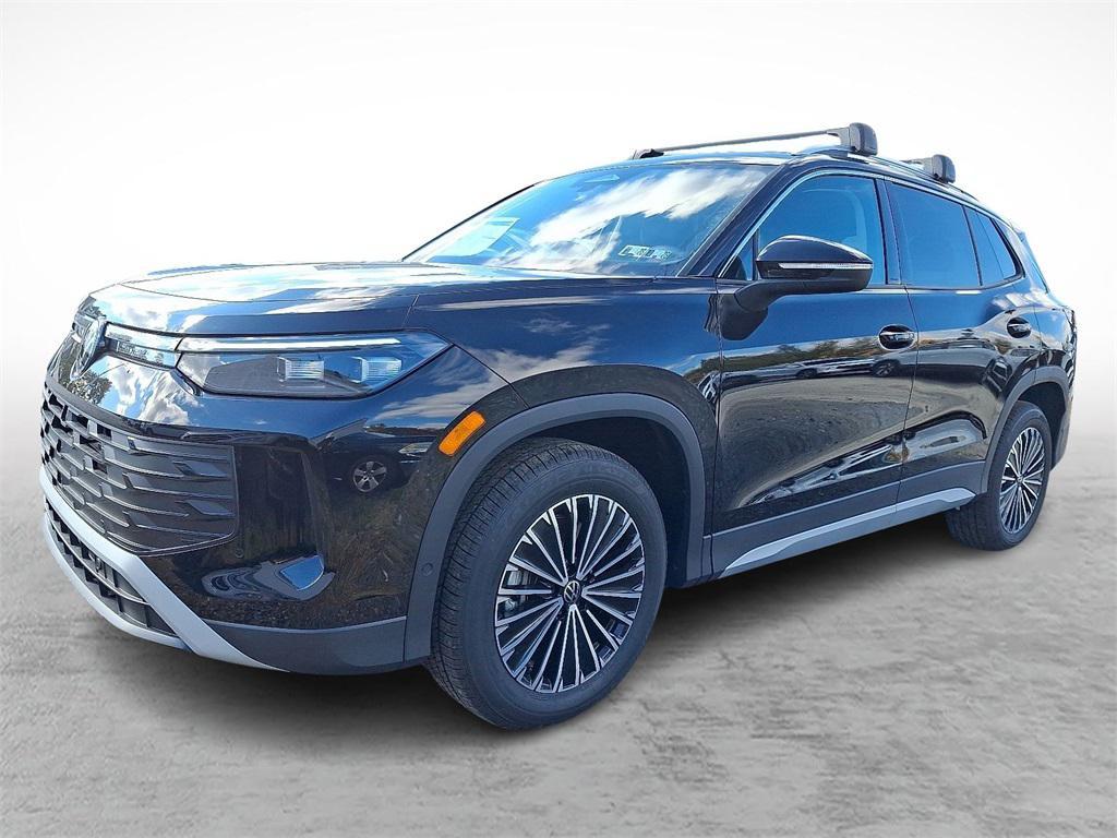 new 2025 Volkswagen Tiguan car, priced at $32,682