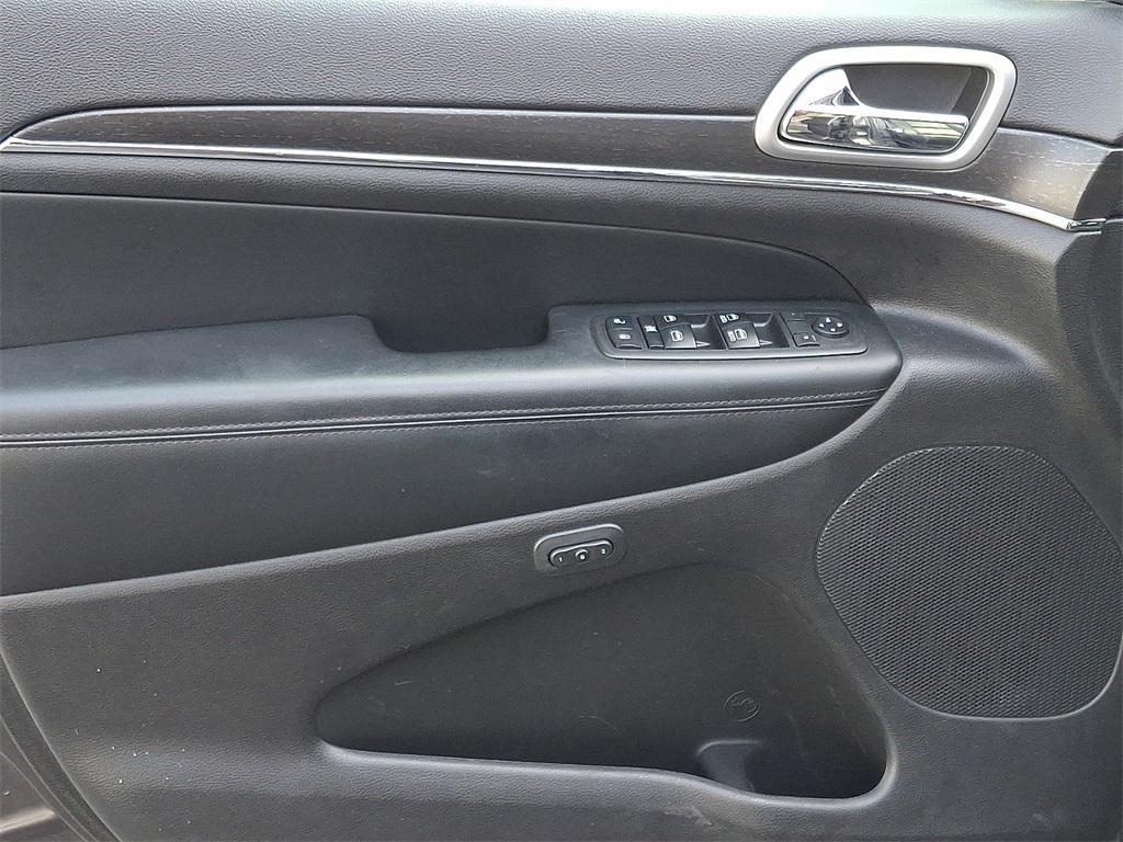 used 2018 Jeep Grand Cherokee car, priced at $20,644