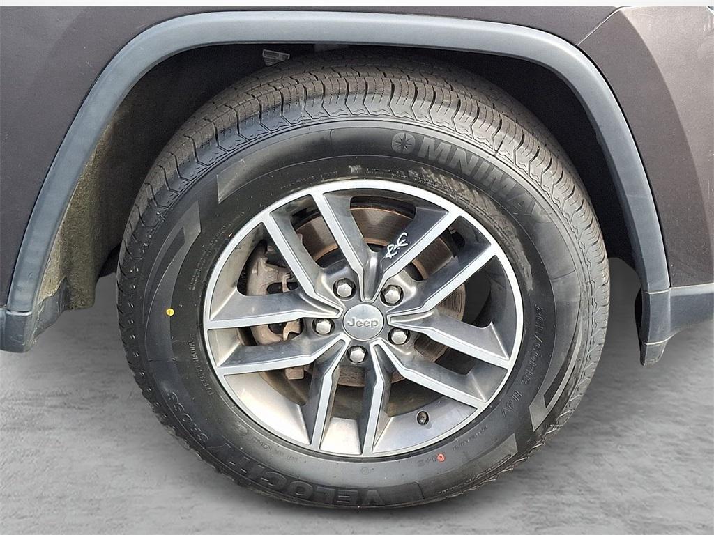 used 2018 Jeep Grand Cherokee car, priced at $20,644